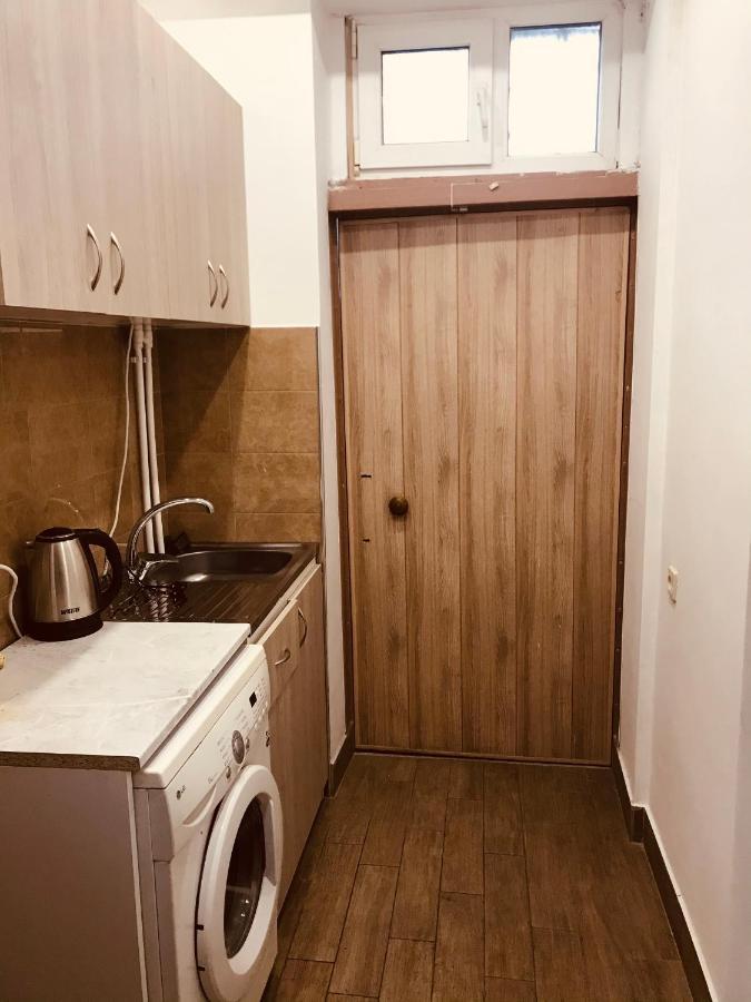 Studio Apartment Near Republic Square Yerevan Exterior photo